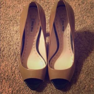 Miu Miu Black and Tan pumps